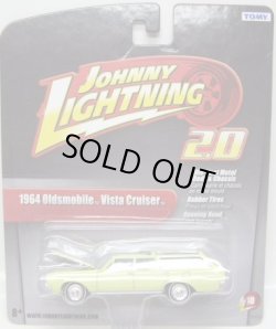 画像1: JOHNNY LIGHTNING 2.0  R10 【1964 OLDSMOBILE VISTA CRUISER】 LT.YELLOW/RR