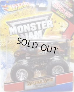 画像1: 2012 MONSTER JAM INSIDE TOPPS 【MONSTER MUTT ROTT WEILER】 BROWN