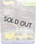 2000 HOT WHEELS RACING PIT CREW 【#36 TEAM M&M'S MB2 MOTORSPORTS/PONTIAC GRAND PRIX and TOOL BOX】　YELLOW/RR