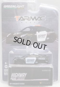 画像1: 2017 GREENLIGHT - SPECIAL EDITION -  【"TARMAC WORKS" HIGHWAY PATROL 2015 NISSAN GT-R(R35)】 BLACK-WHITE/RR (予約不可）