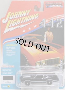 画像1: 2017 JOHNNY LIGHTNING - MUSCLE CARS USA R1 【1970 OLDS CUTLASS S W-31】 BLACK/RR (1672個限定）　