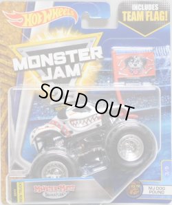 画像1: 2017 MONSTER JAM includes TEAM FLAG! 【MONSTER MUTT DALMATIAN】 WHITE (MJ DOG POUND)(2017 NEW TRUCK!)