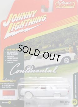 画像1: 2017 JOHNNY LIGHTNING - CLASSIC GOLD COLLECTION R1D 【1961 LINCOLN CONTINENTAL】 WHITE/RR (WHITE LIGHTNING)