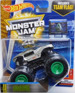 画像1: 2017 MONSTER JAM includes TEAM FLAG! 【ALIEN INVASION】 SILVER (EPIC ADDITIONS)(2017 NEW LOOK!)