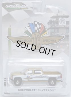 画像1: 2017 GREENLIGHT HOBBY EXCLUSIVE 【"INDIANAPOLIS MOTOR SPEEDWAY" CHEVROLET SILVERADO】  GOLD/RR