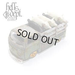 画像1: HELLS DEPT 2017 - カツヌマ製作所 【VOLKSWAGEN T2 "PIG UP"(1) (完成品)】GREEN/RR（送料サービス適用外）