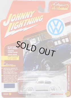 画像1: 2017 JOHNNY LIGHTNING - CLASSIC GOLD COLLECTION "HOBBY EXCLUSIVE" 【1950 VW SPLIT-WINDOW BEETLE】 WHITE/RR (WHITE LIGHTNING)