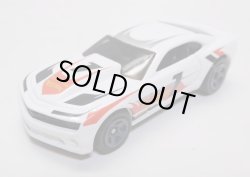 画像1: 2018 WALMART EXCLUSIVE MYSTERY 【'13 COPO CAMARO】 WHITE/5SP (予約不可）