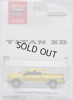 画像1: 2018 GREENLIGHT NISSAN DEALER EXCLUSIVE 【2018 NISSAN TITAN XD PRO-4X】YELLOW/RR