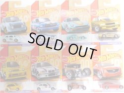 画像1: 2019 TARGET EXCLUSIVE THROWBACK RETRO 【8種セット】CUSTOM DATSUN 240Z/MORRIS MINI/BONE SHAKER/CADILLAC ELMIRAJ/'85 HONDA CITY TURBO II/'65 FORD MUSTANG/BMW E36 M3 RACE/'86 MONTE CARLO SS(再入荷未定）