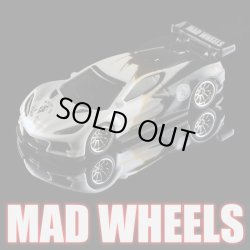 画像1: MAD WHEELS (マッドホイール） 【CORVETTE C8.R (カスタム完成品）】 WHITE-BLACK/RR （送料サービス適用外） 