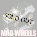 MAD WHEELS (マッドホイール） 【"English RANGE" RANGE ROVER CLASSIC (カスタム完成品）】 YELLOWGOLD-GREEN/RR （送料サービス適用外） 