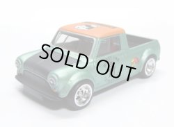 画像1: MAD WHEELS (マッドホイール） 【'67 AUSTIN MINI PICKUP (カスタム完成品）】PEARL GREEN/RR （送料サービス適用外） 