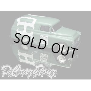 画像: PRE-ORDER HELLS DEPT 2012 【'55 CHEVY PANEL & BIKE or SCOOTER "Mushroom cloud"（完成品）】  WHITE METAL MADE　（送料サービス適用外） (近日入荷予定）