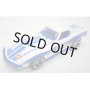 画像: 2012 WALMART EXCLUSIVE MYSTERY MODELS 【'69 CORVETTE】　R.T.WHITE/MC5 