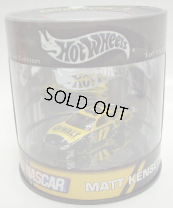 画像1: 2004 SHOW CASE 【MATT KENSETH FORD TAURUS】　YELLOW/RR (1/15,000)