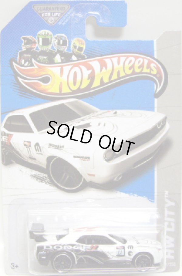 画像1: 2013 TREASURE HUNTS 【DODGE CHALLENGER DRIFT CAR】 WHITE/PR5