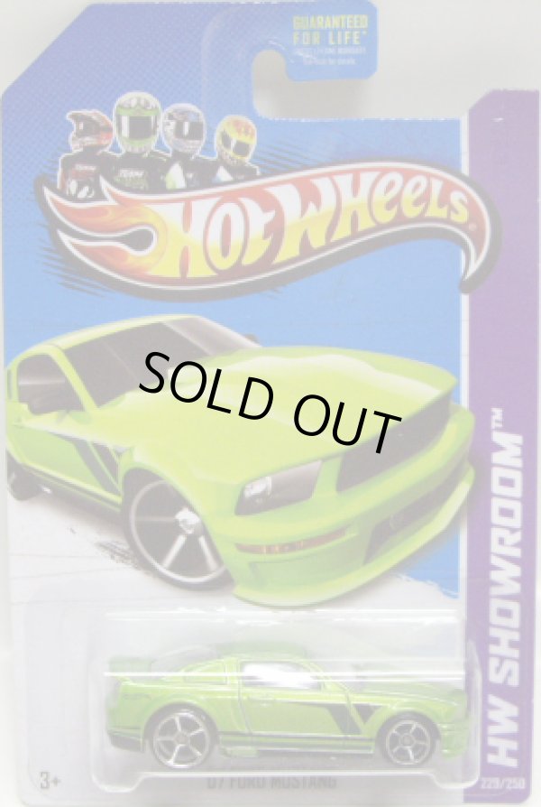 画像1: 【'07 FORD MUSTANG】　GREEN/O5