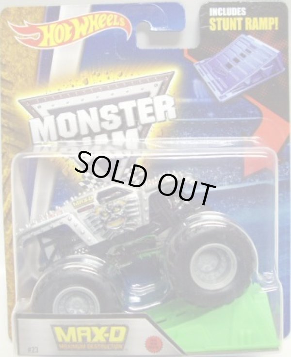 画像1: 2016 MONSTER JAM includes STUNT RAMP! 【MAX-D】 SILVER (2016 NEW TRUCK!)