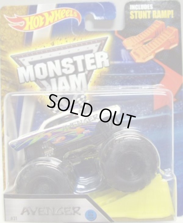 画像1: 2016 MONSTER JAM includes STUNT RAMP! 【AVENGER】 WHITE (2016 NEW LOOK!)
