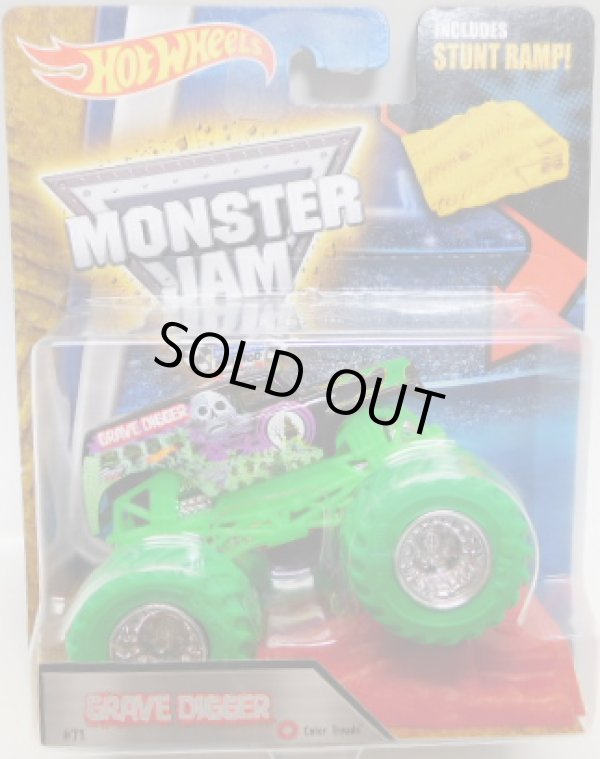 画像1: 2016 MONSTER JAM includes STUNT RAMP! 【GRAVE DIGGER】 BLACK (COLOR TREADS)