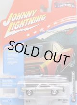 画像: 2017 JOHNNY LIGHTNING - MUSCLE CARS USA R1C 【1969 DODGE CHARGER R/T】 SILVER-BLACK/RR (1256個限定)