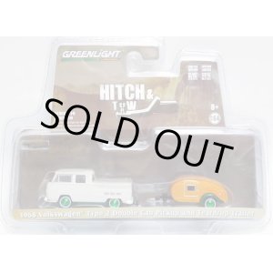 画像: 2017 GREENLIGHT - HITCH & TOW S10 【1968 VOLKSWAGEN TYPE 2 DOUBLE CAB PICKUP AND TEARDROP TRAILER】 CREAM-ORANGE/RR (GREEN MACHINE)