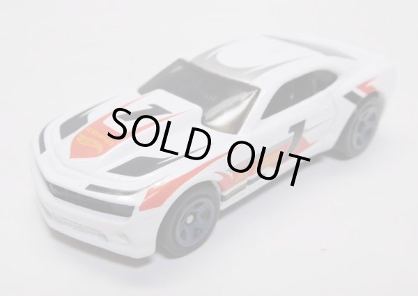 画像1: 2018 WALMART EXCLUSIVE MYSTERY 【'13 COPO CAMARO】 WHITE/5SP (予約不可）