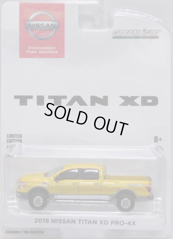 画像1: 2018 GREENLIGHT NISSAN DEALER EXCLUSIVE 【2018 NISSAN TITAN XD PRO-4X】YELLOW/RR