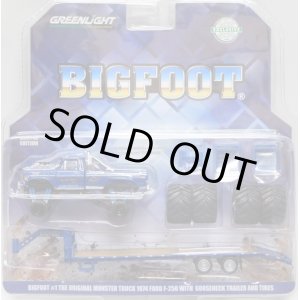 画像: 2019 GREENLIGHT HOBBY EXCLUSIVE 【"BIGFOOT" BIGFOOT #1 THE ORIGINAL MONSTER TRUCK1974 FORD F-250 with GOOSENECK TRAILER AND TIRES】BLUE/RR