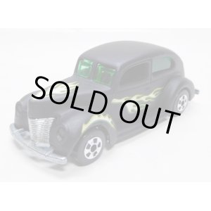 画像: LOOSE - 2007 WALMART SINCE'68 SET 【'40s FORD 2-DOOR】 FLAT BLACK/BW