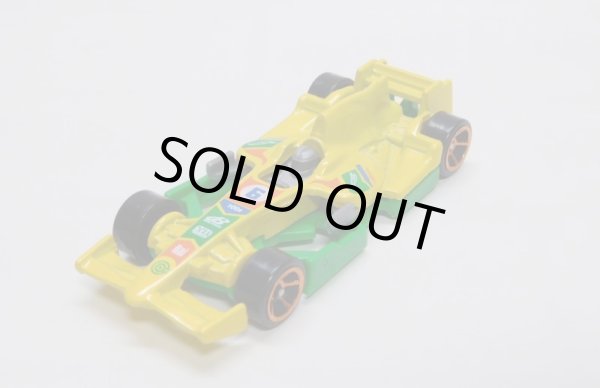 画像1: 2020 WALMART EXCLUSIVE MYSTERY SERIES1 【F1 RACER】 YELLOW/O5 (予約不可）