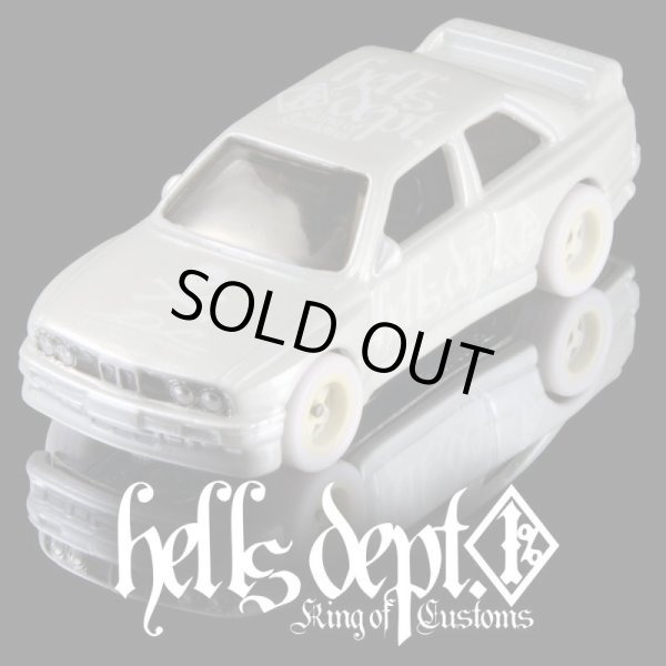 画像1: HELLS DEPT 2020 - DOUBLE LOSER[S] 【"ホワイト・シリーズ" BMW M3 (カスタム完成品）】WHITE/RR （送料サービス適用外）