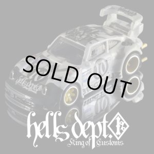 画像: HELLS DEPT 2020 - DOUBLE LOSER[S] 【"CAMO RACING" RWB PORSCHE 930 HELLS CUSTOM (カスタム完成品）】WHITE CAMO-BLACK/RR （送料サービス適用外）