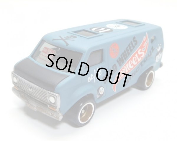 画像1: MAD WHEELS (マッドホイール） 【1975 CHEVY VAN (カスタム完成品）】FLAT PALE BLUE/RR （送料サービス適用外） 