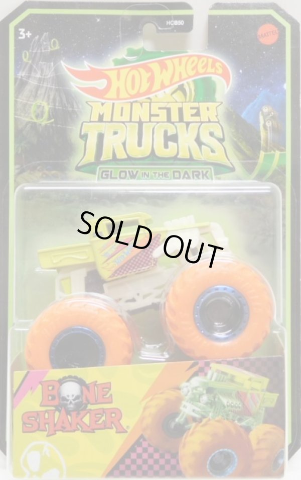 画像1: 2021 HW MONSTER TRUCKS! TARGET EXCLUSIVE GLOW IN THE DARK【BONE SHAKER】 YELLOW (予約不可）