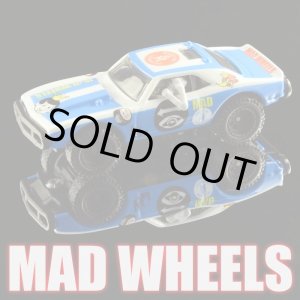 画像: MAD WHEELS (マッドホイール） 【"CAMARO Off-Roader" '67 CAMARO OFF-ROAD with SKULL DRIVER (カスタム完成品)】WHITE-LT.BLUE/RR（送料サービス適用外） 