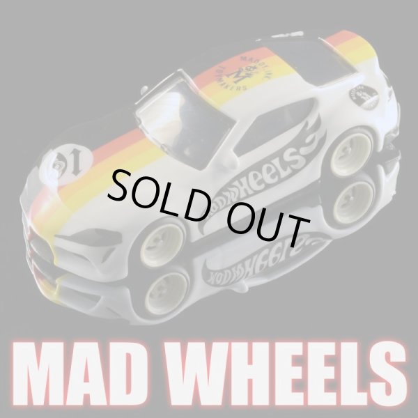 画像1: MAD WHEELS (マッドホイール） 【"US TOYOTA WORKS LIKE" TOYOTA GR SUPRA(カスタム完成品）】WHITE-BLACK/RR （送料サービス適用外） 