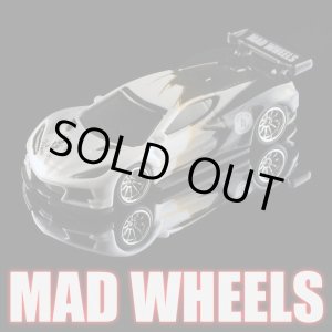 画像: MAD WHEELS (マッドホイール） 【CORVETTE C8.R (カスタム完成品）】 WHITE-BLACK/RR （送料サービス適用外） 