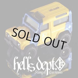 画像: HELLS DEPT 2025 - DOUBLE LOSER[S] 【Camelboro Landrover Defender (カスタム完成品）】YELLOW-BLUE/RR （送料サービス適用外）