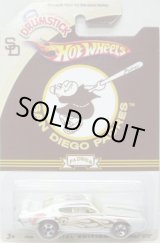 画像: 2010 MLB EXCLUSIVE 【'69 PONTIAC GTO (SAN DIEGO PADRES)】　WHITE/RL