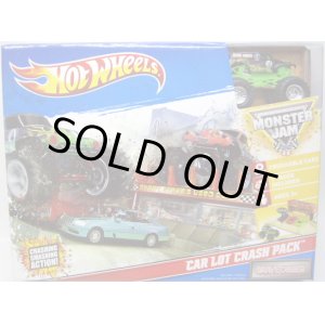 画像: 2011 MONSTER JAM 【CAR LOT CRASH PACK】 with GRAVE DIGGER