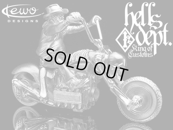 画像1: HELLS DEPT 2010 【"Kewo Design" BoneShaker after 40 years】  WHITE METAL MADE　（送料サービス適用外）