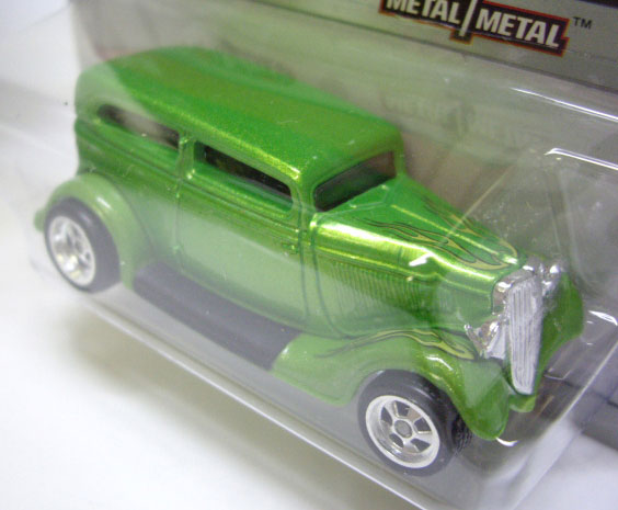 画像: 2010 LARRY'S GARAGE  CHASE 【'34 FORD SEDAN】　MET.GREEN/RR  (サインTAMPO付き）