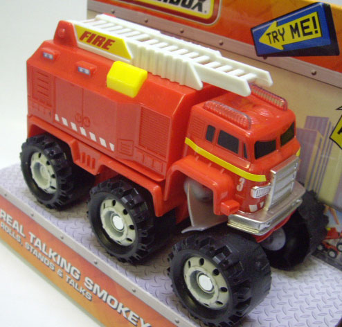 画像: 1/50 ROCKY & FRIENDS TRUCKS 【REAL TALKING SMOKEY】 RED (ボタンを押すと立ち上がってしゃべります）