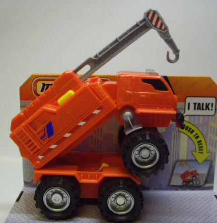 画像: 1/50 ROCKY & FRIENDS TRUCKS 【REAL TALKING LANKY】 ORANGE (ボタンを押すと立ち上がってしゃべります）