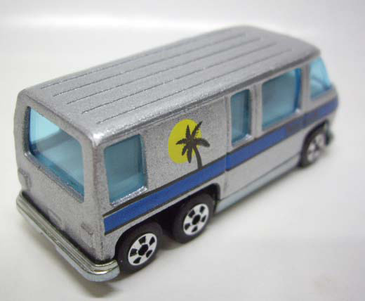 画像: LOOSE - 2007 WALMART SINCE'68 SET 【GMC MOTOR HOME】 MET.SILVER/BW