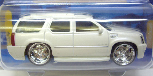 画像: 2005 1/50 DROP STARS 【'07 CADILLAC ESCALADE】　WHITE/RR