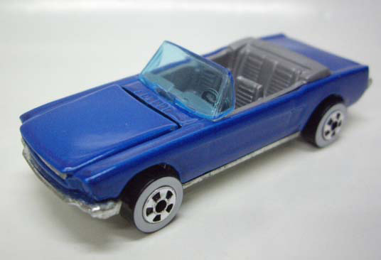 画像: LOOSE - 2007 WALMART SINCE'68 SET 【'65 MUSTANG CONVERTIBLE】 BLUE/WW