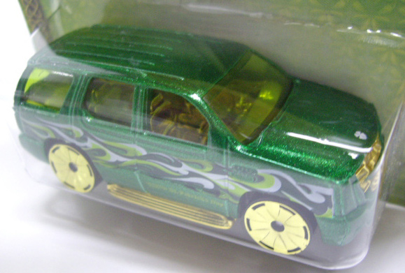 画像: 2010 WALMART EXCLUSIVE CLOVER CARS 【'07 CADILLAC ESCALADE】　GREEN/BZ